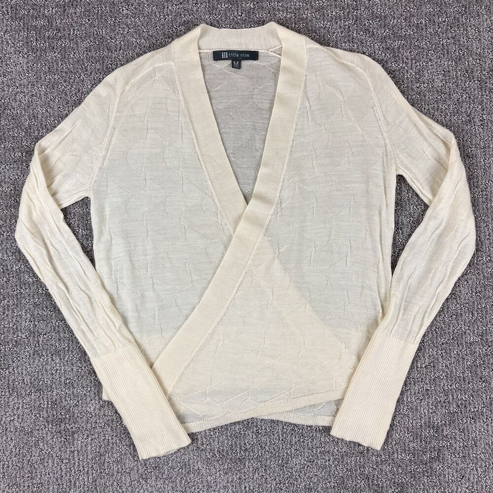 Title Nine Cardigan Sweater Womens Medium Washable Wool Lightweight Golf Outdoor